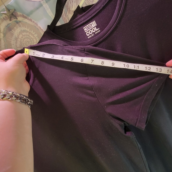 32 Degrees Black Medium T-Shirt (3 Shirts Total) - Picture 5 of 9